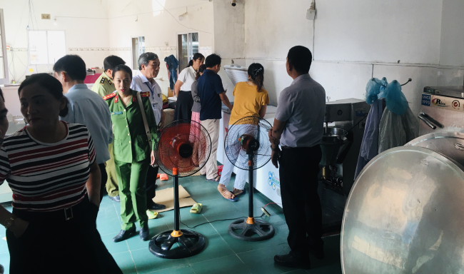 QUYẾT TÂM ĐẢM BẢO AN TOÀN THỰC PHẨM TRONG BẦU CỬ 
ĐẠI BIỂU QUỐC HỘI KHÓA XV VÀ BẦU CỬ ĐẠI BIỂU HỘI ĐỒNG NHÂN DÂN CÁC CẤP TỈNH QUẢNG NGÃI NHIỆM KỲ 2021 – 2026